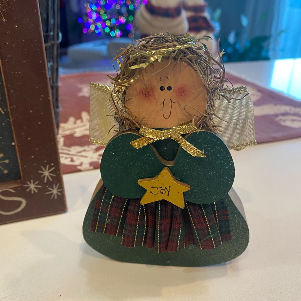 Holiday Decor - Picture 2 of 5